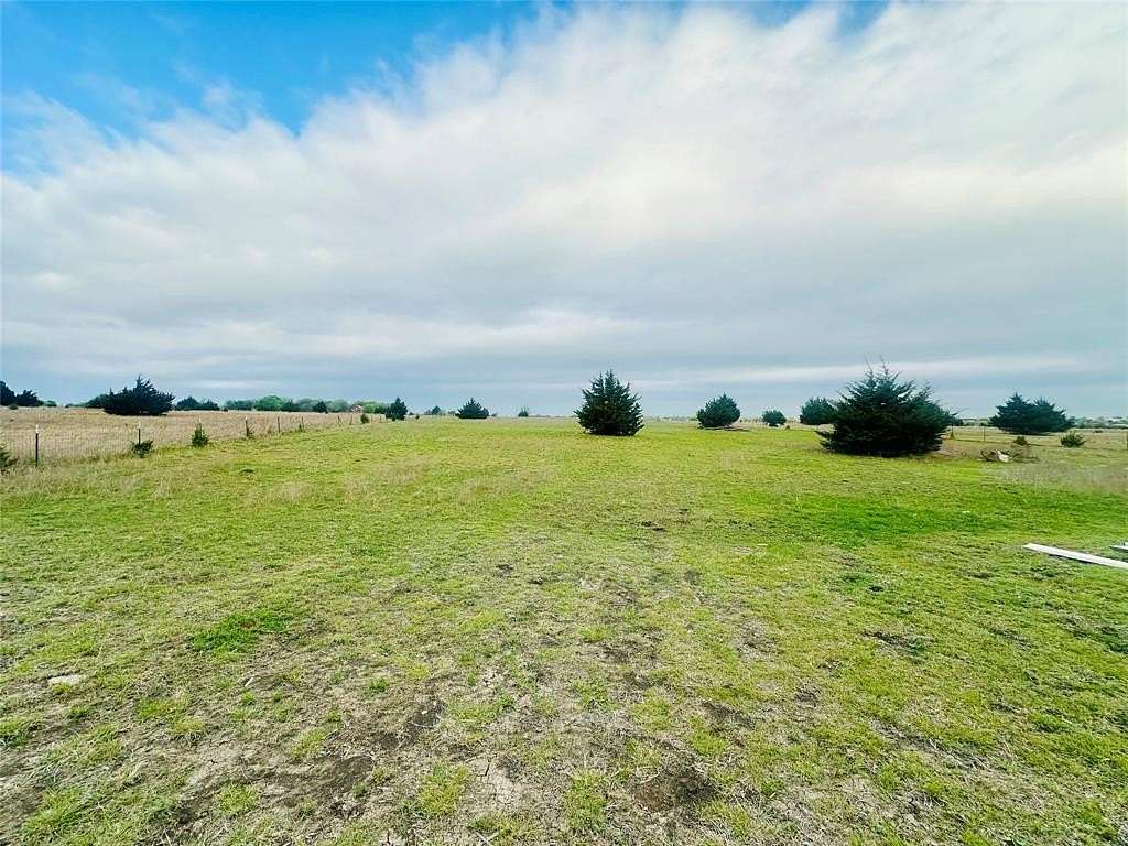 4.5 Acres of Land with Home for Sale in Decatur, Texas