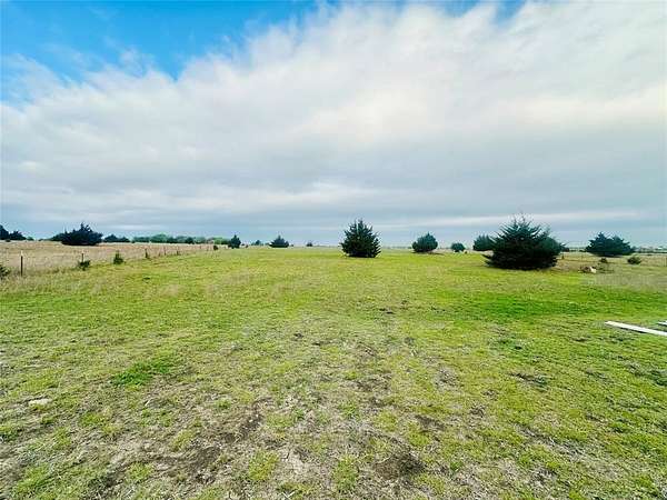 4.5 Acres of Land with Home for Sale in Decatur, Texas