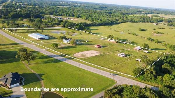 20 Acres of Land with Home for Sale in Sulphur Springs, Texas
