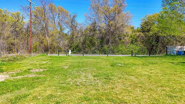 0.1 Acres of Land for Sale in Kerens, Texas