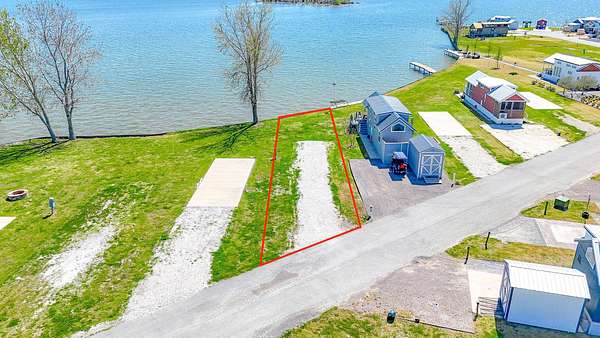 0.09 Acres of Land for Sale in Kerens, Texas