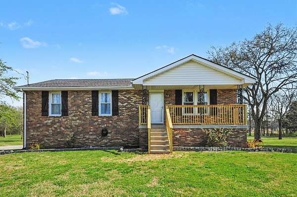 2.44 Acres of Land with Home for Sale in Lebanon, Tennessee