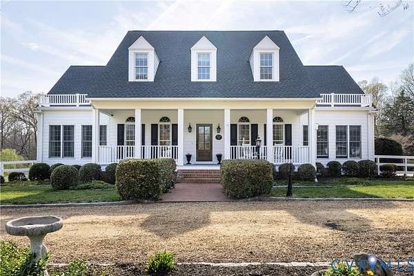 10 Acres of Land with Home for Sale in Mechanicsville, Virginia