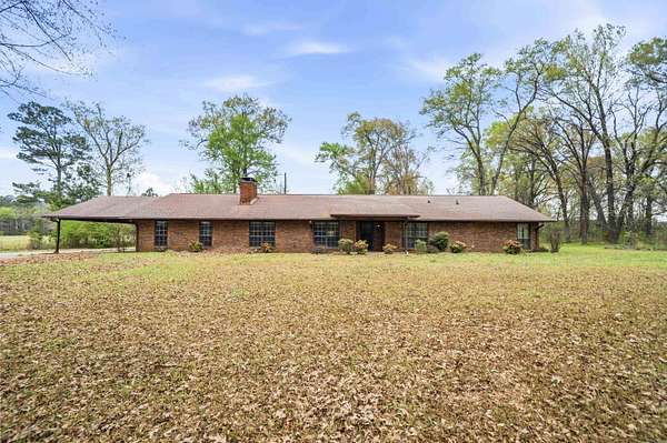 13.5 Acres of Land with Home for Sale in Hope, Arkansas