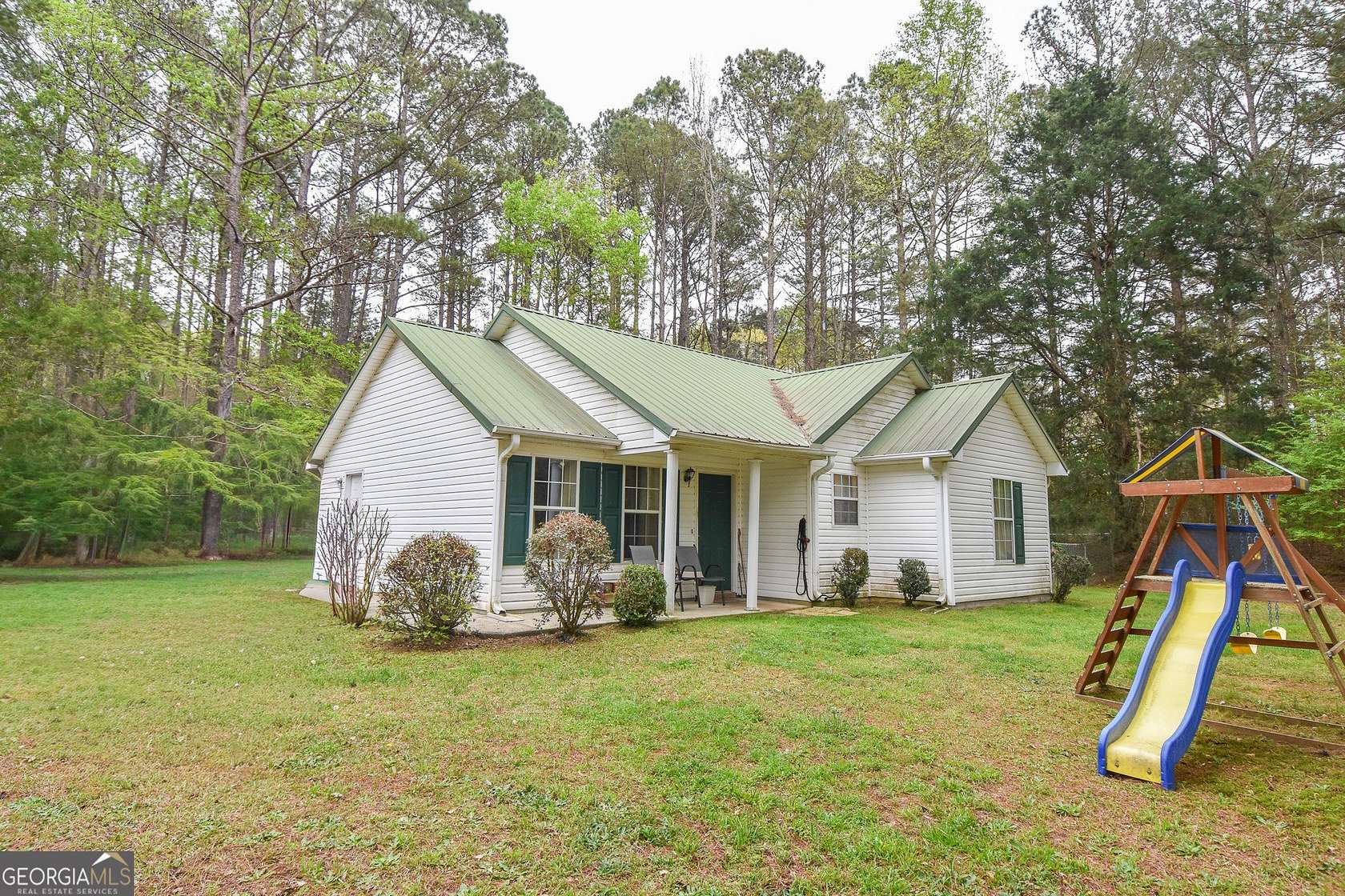 2 Acres of Land with Home for Sale in Thomaston, Georgia