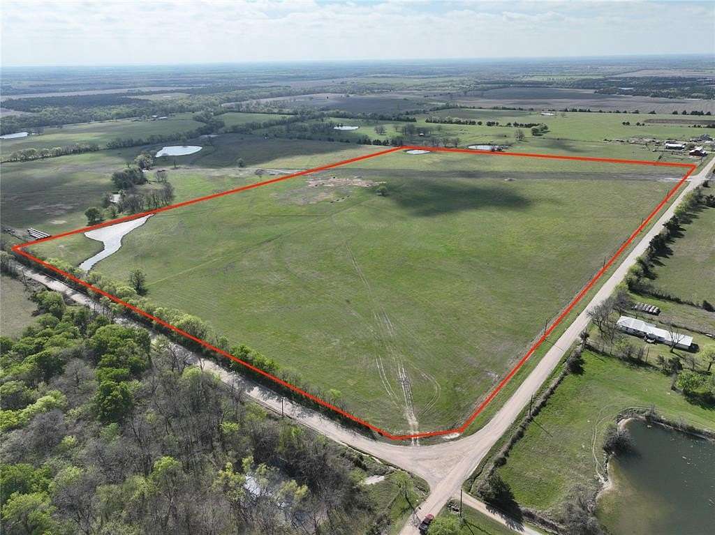 45 Acres of Agricultural Land for Sale in Ladonia, Texas