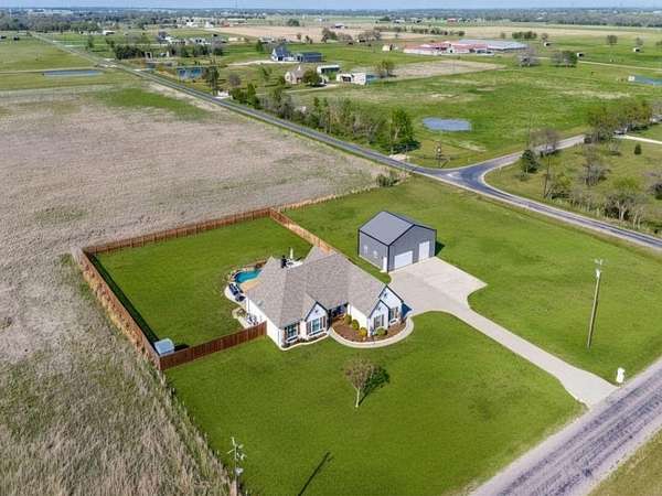 2 Acres of Land with Home for Sale in Collinsville, Texas