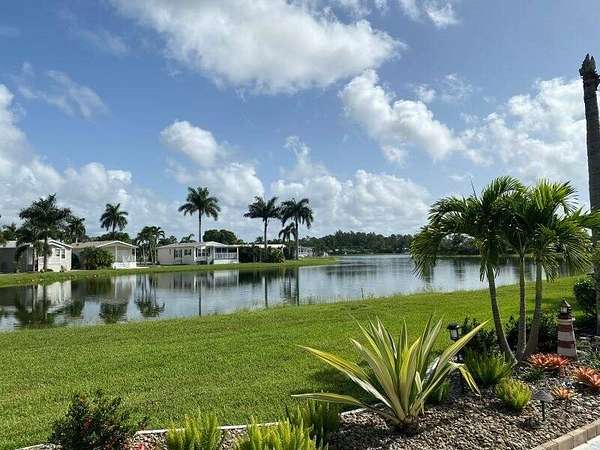 0.07 Acres of Residential Land for Sale in Naples, Florida
