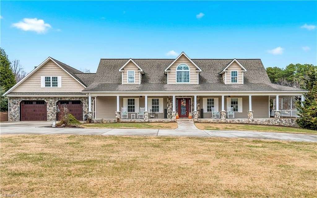 4.52 Acres of Land with Home for Sale in Clemmons, North Carolina