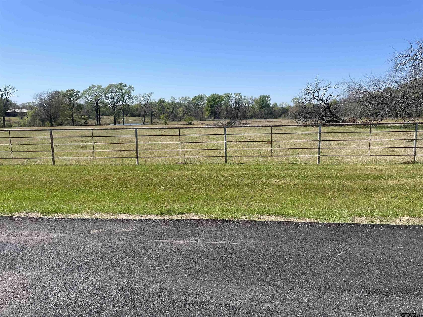 12 Acres of Recreational & Residential Land for Sale in Bullard, Texas