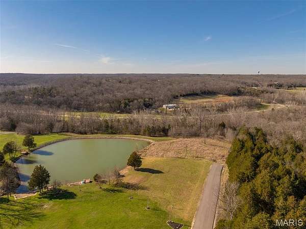 0.92 Acres of Residential Land for Sale in Innsbrook, Missouri