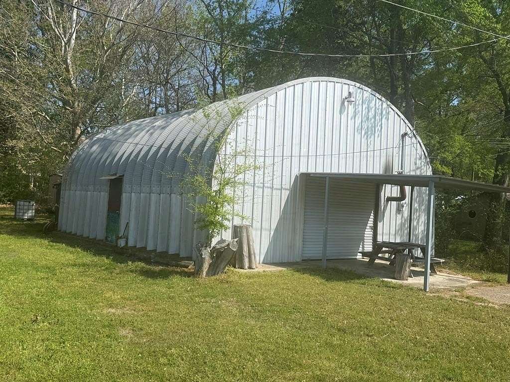 19 Acres of Improved Commercial Land for Sale in Zavalla, Texas