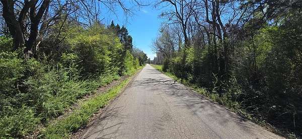 3 Acres of Residential Land for Sale in Greenville, Texas