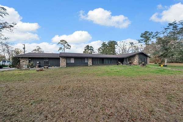 50 Acres of Land with Home for Sale in Pavo, Georgia