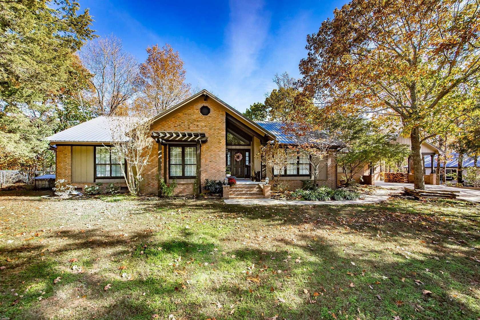 6.8 Acres of Land with Home for Sale in Mountain View, Arkansas