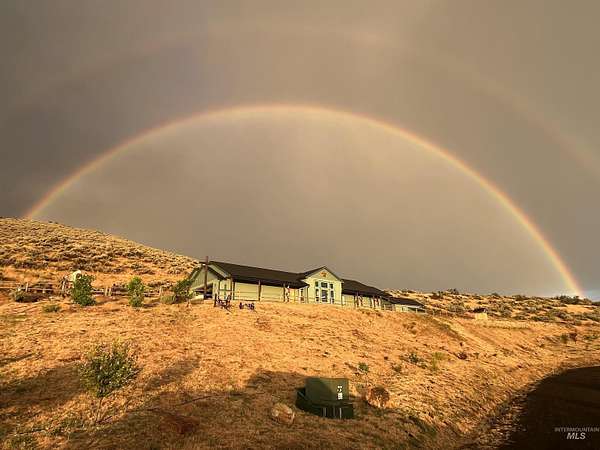 35.9 Acres of Agricultural Land with Home for Sale in Emmett, Idaho