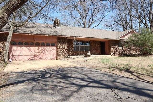 20 Acres of Recreational Land with Home for Sale in Big Cabin, Oklahoma