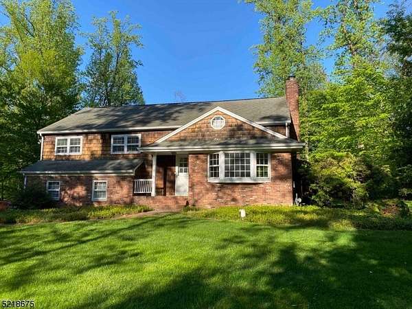 1.5 Acres of Land with Home for Lease in Warren Township, New Jersey