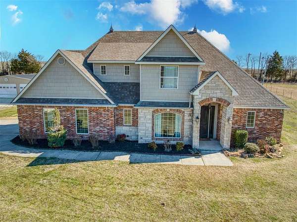 10.1 Acres of Land with Home for Sale in Wewoka, Oklahoma