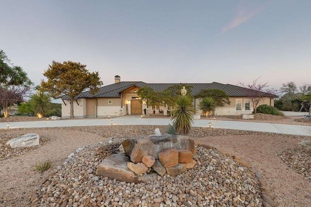 3.14 Acres of Land with Home for Sale in Kerrville, Texas