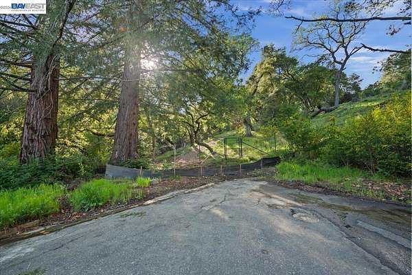 7.18 Acres of Residential Land for Sale in Lafayette, California
