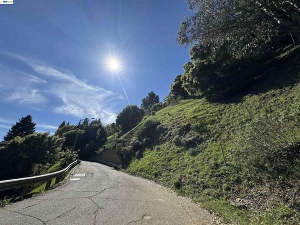 0.17 Acres of Residential Land for Sale in Oakland, California