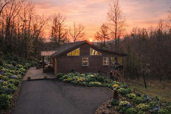 1.54 Acres of Land with Home for Sale in Murphy, North Carolina