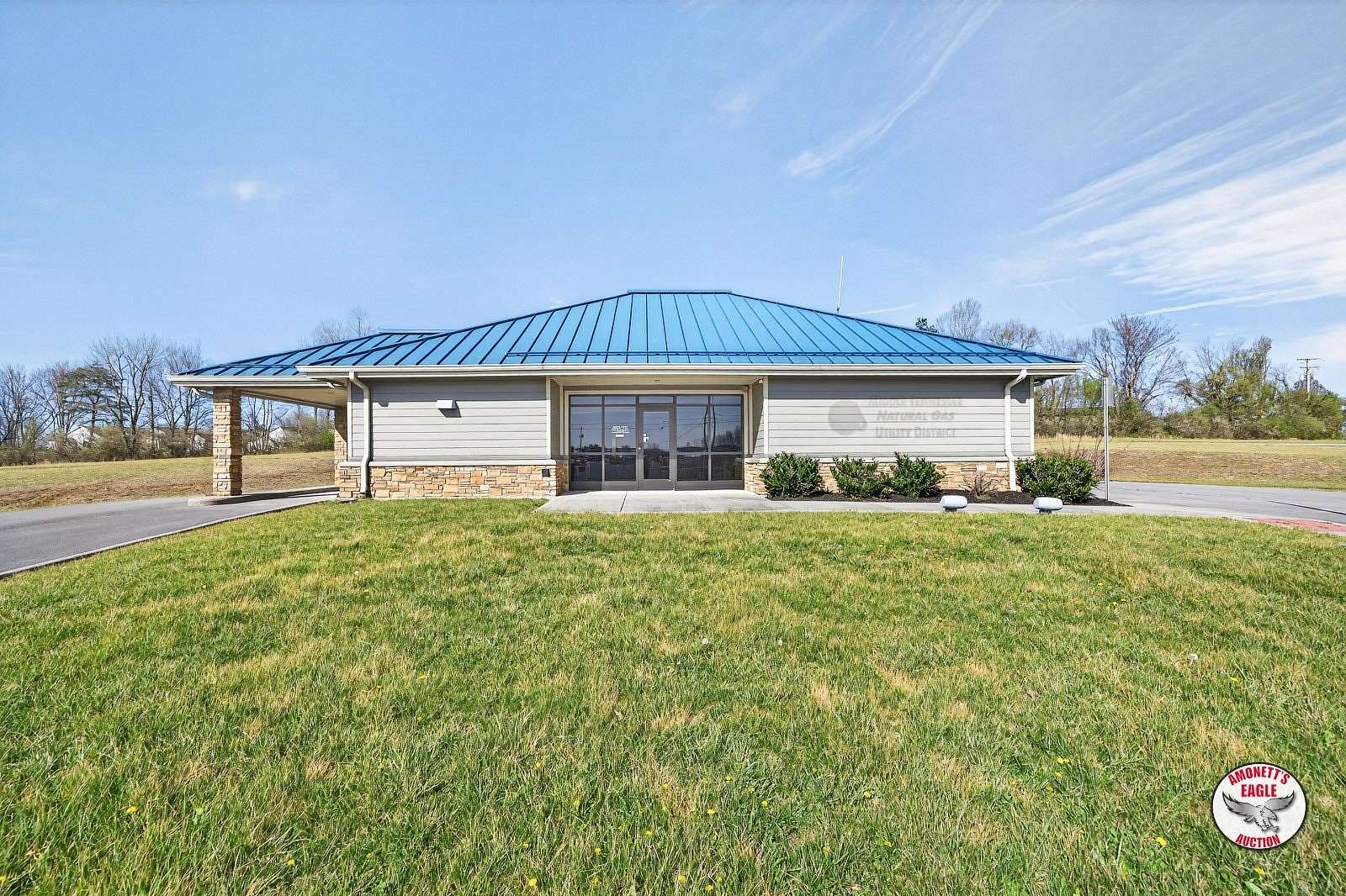 1.43 Acres of Commercial Land for Auction in Crossville, Tennessee