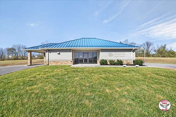 1.43 Acres of Commercial Land for Auction in Crossville, Tennessee