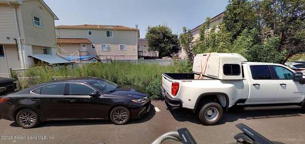 0.05 Acres of Residential Land for Sale in Staten Island, New York