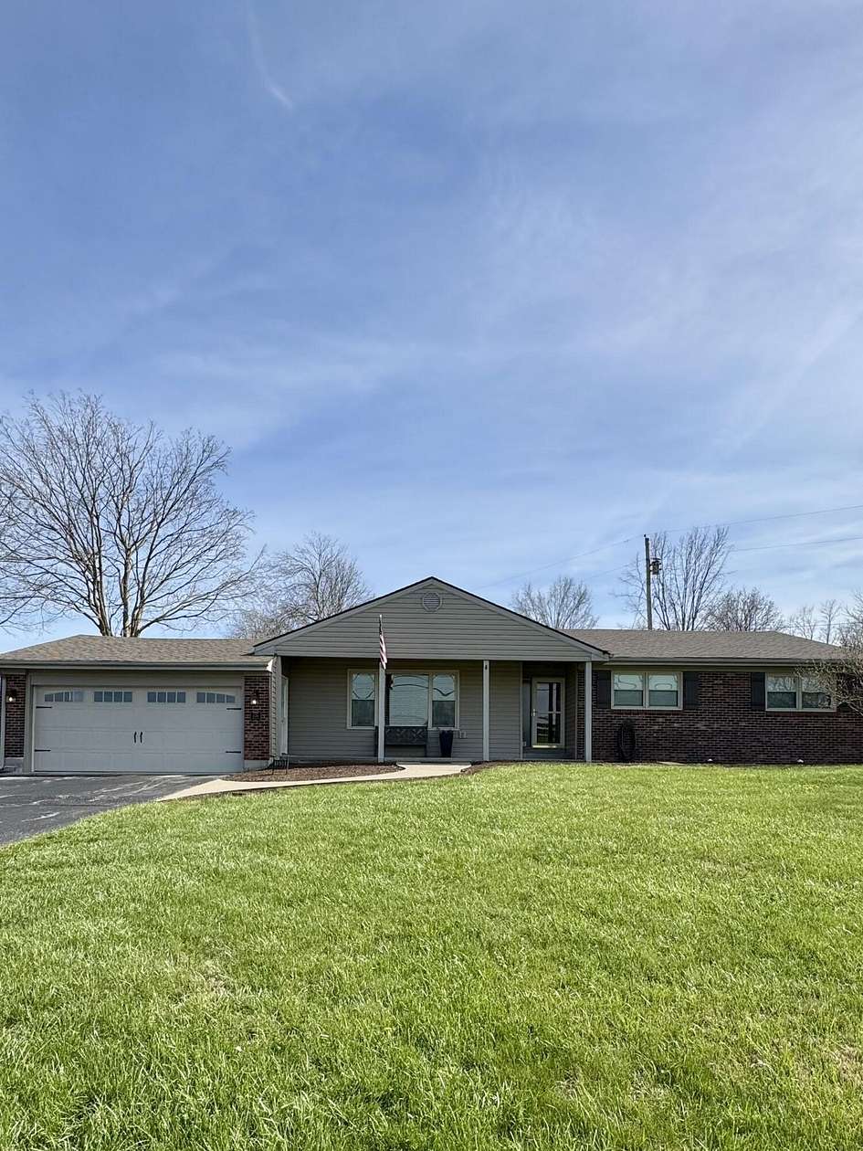 6 Acres of Land with Home for Sale in Nicholasville, Kentucky