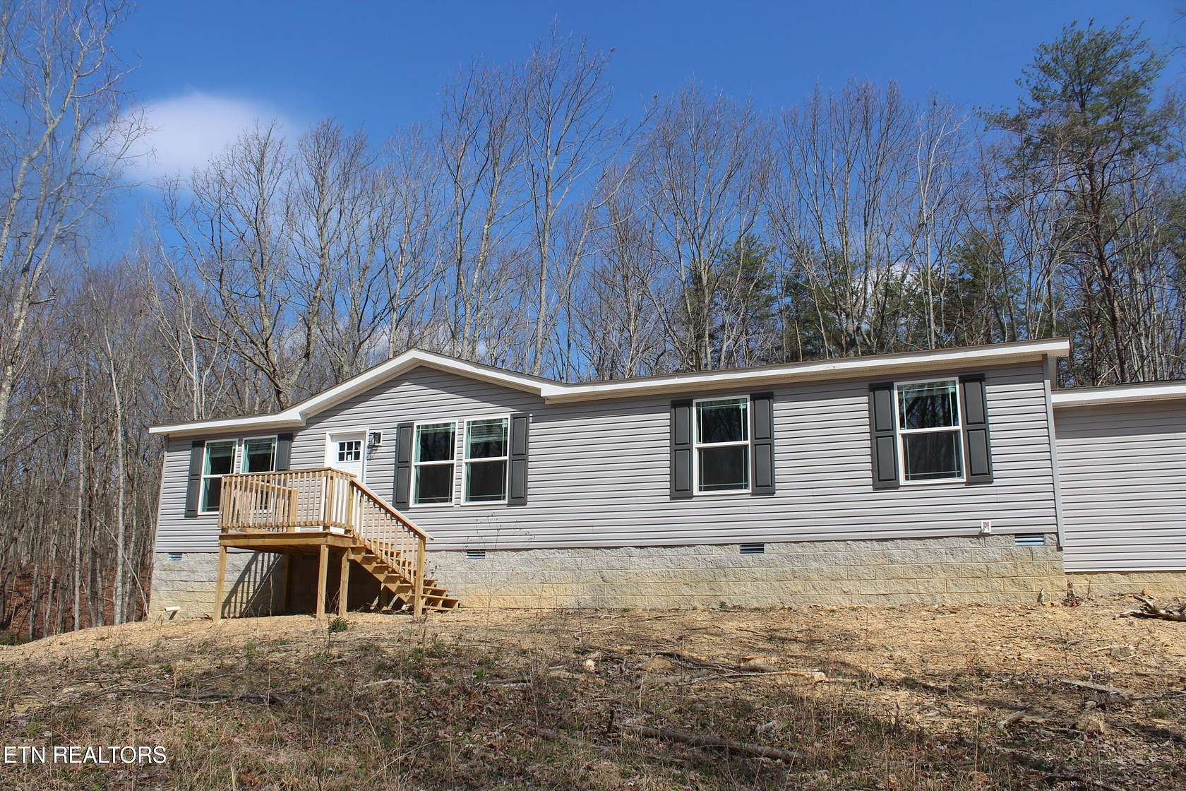 2.5 Acres of Land with Home for Sale in Jamestown, Tennessee