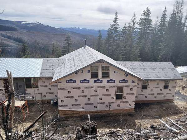 6.4 Acres of Land with Home for Sale in Fernwood, Idaho