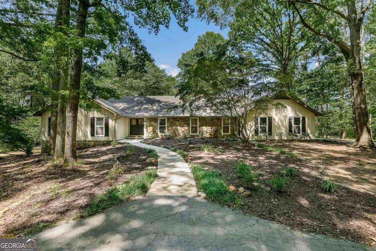 5.2 Acres of Land with Home for Sale in Newnan, Georgia