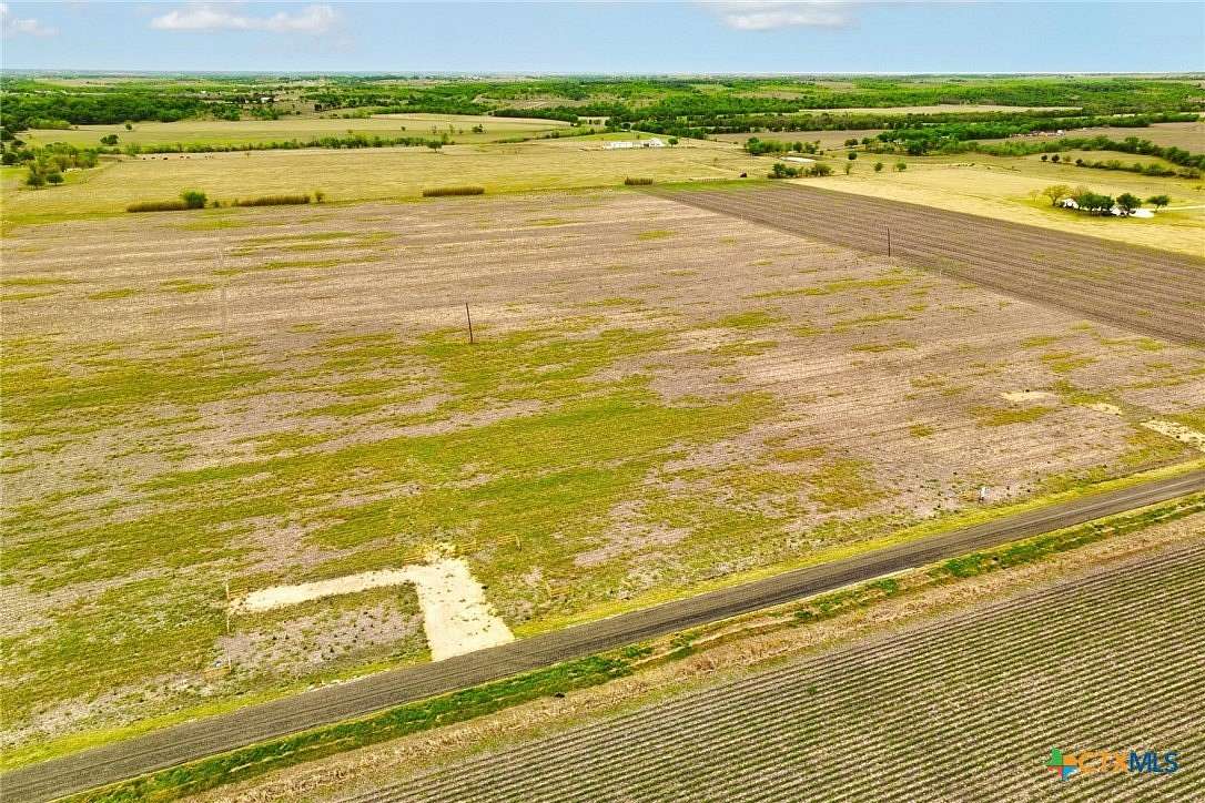 10.4 Acres of Land for Sale in Thorndale, Texas