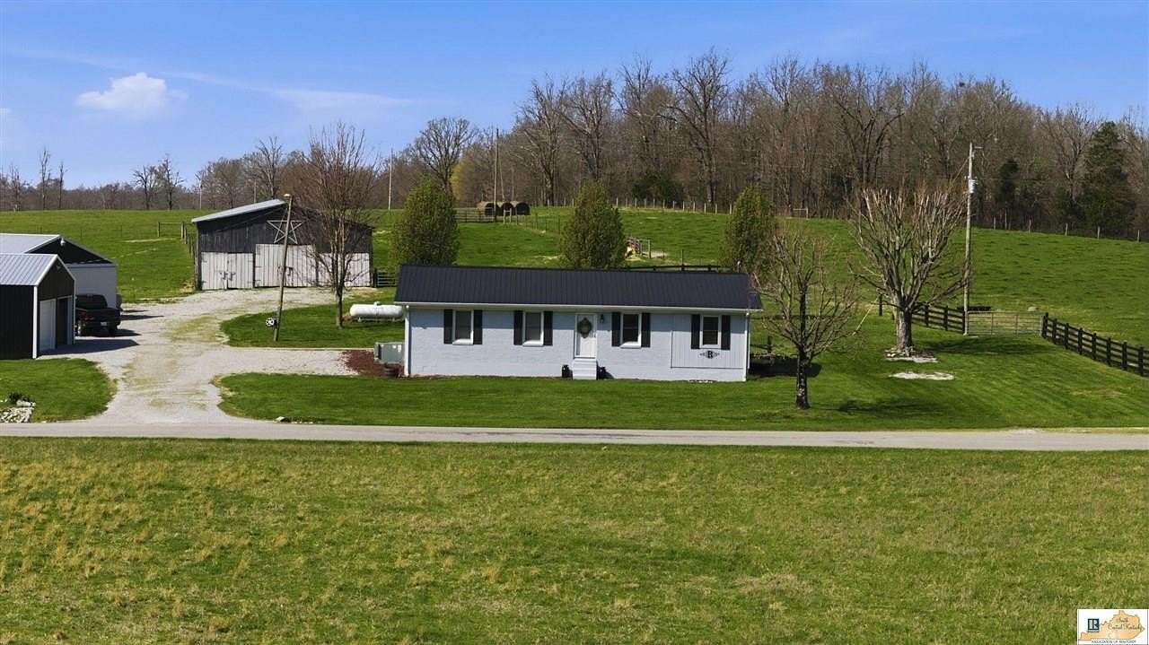 89 Acres of Agricultural Land with Home for Sale in Horse Cave, Kentucky