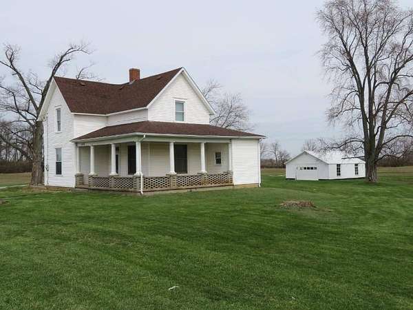 2 Acres of Land with Home for Sale in Leesburg, Ohio