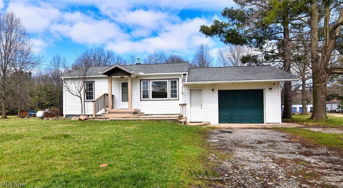 2.39 Acres of Land with Home for Sale in Peninsula, Ohio