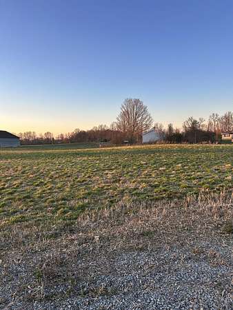 1 Acre of Land for Sale in Russell Springs, Kentucky