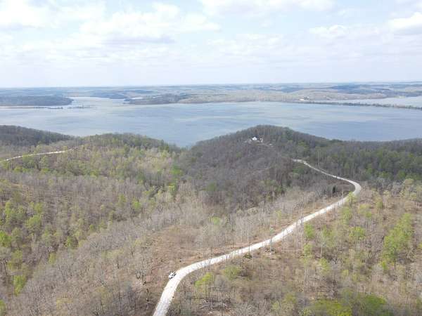 5 Acres of Residential Land for Sale in Stewart, Tennessee