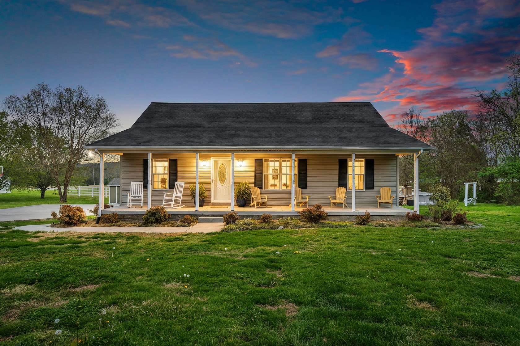 5 Acres of Land with Home for Sale in Milton, Tennessee