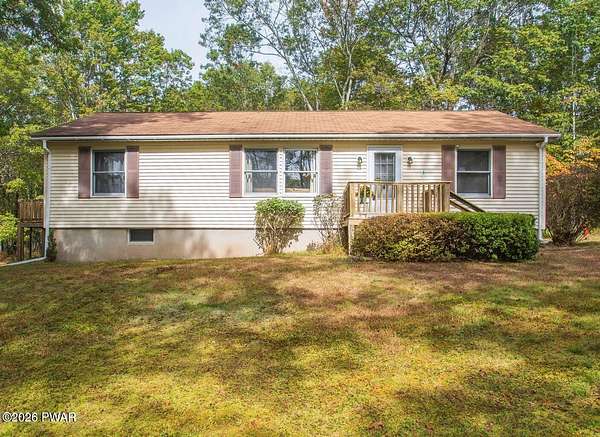 2.48 Acres of Mixed-Use Land for Sale in Shohola, Pennsylvania