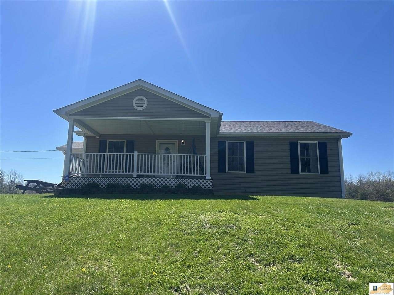 5 Acres of Land with Home for Sale in Munfordville, Kentucky