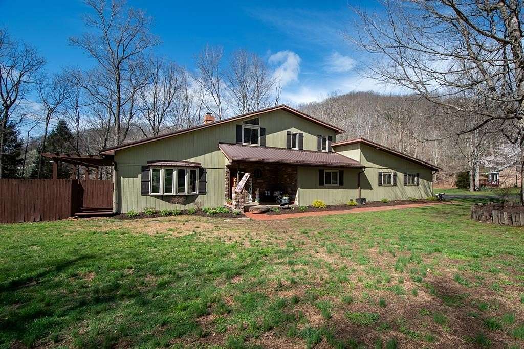 2 Acres of Land with Home for Sale in Portsmouth, Ohio