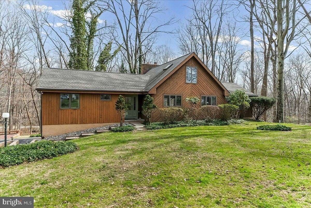 3 Acres of Land with Home for Sale in Lincoln University, Pennsylvania