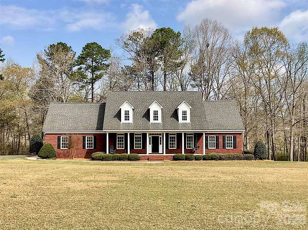 2.5 Acres of Land with Home for Sale in Jefferson, South Carolina