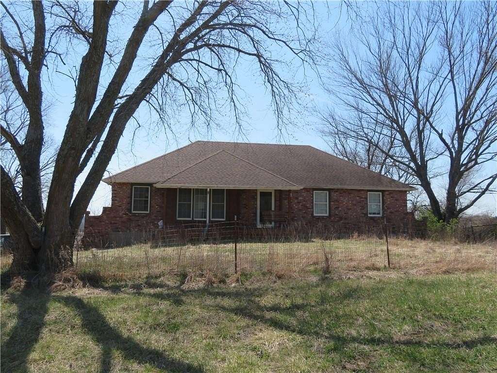 10.4 Acres of Land with Home for Sale in Paola, Kansas