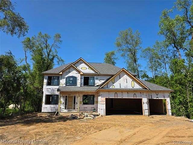 2.27 Acres of Land with Home for Sale in Oakland Charter Township, Michigan