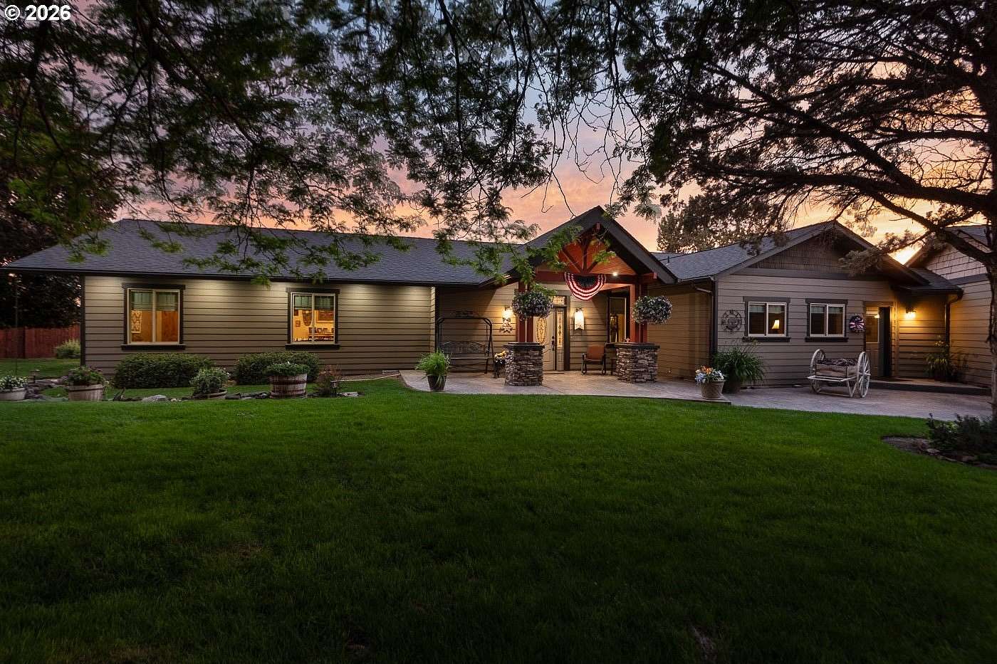 2.84 Acres of Land with Home for Sale in Redmond, Oregon