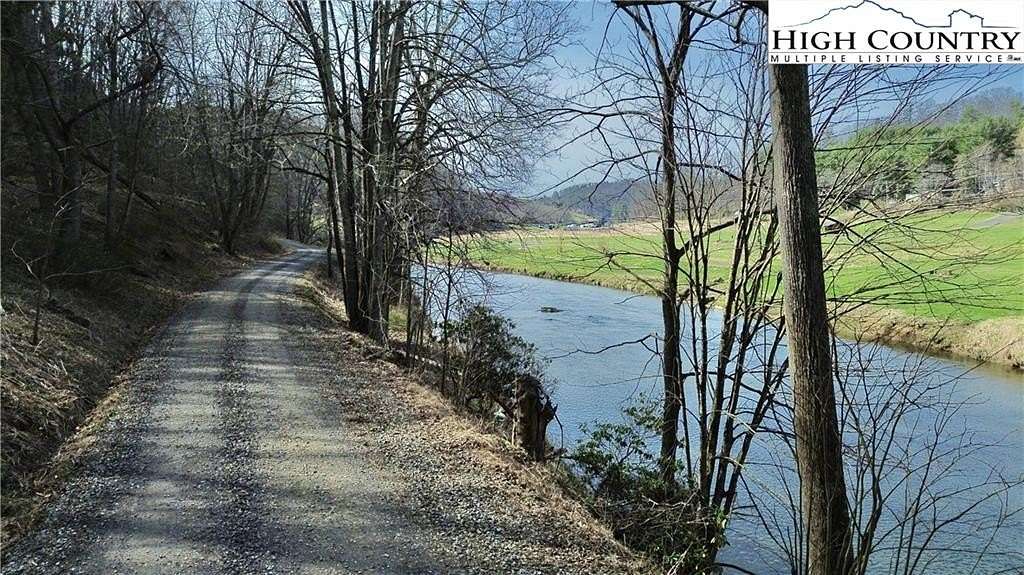 10 Acres of Residential Land for Sale in Lansing, North Carolina